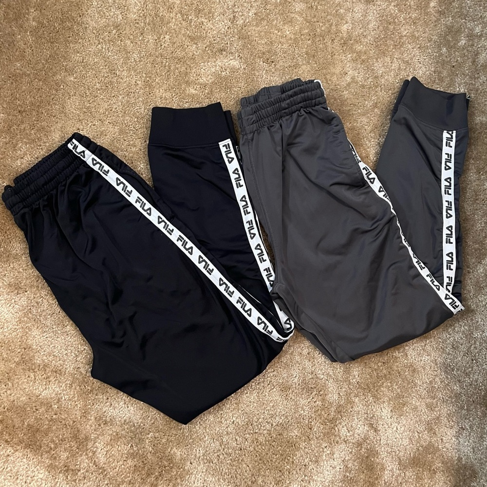 Fila sweat pants (two 4 one)